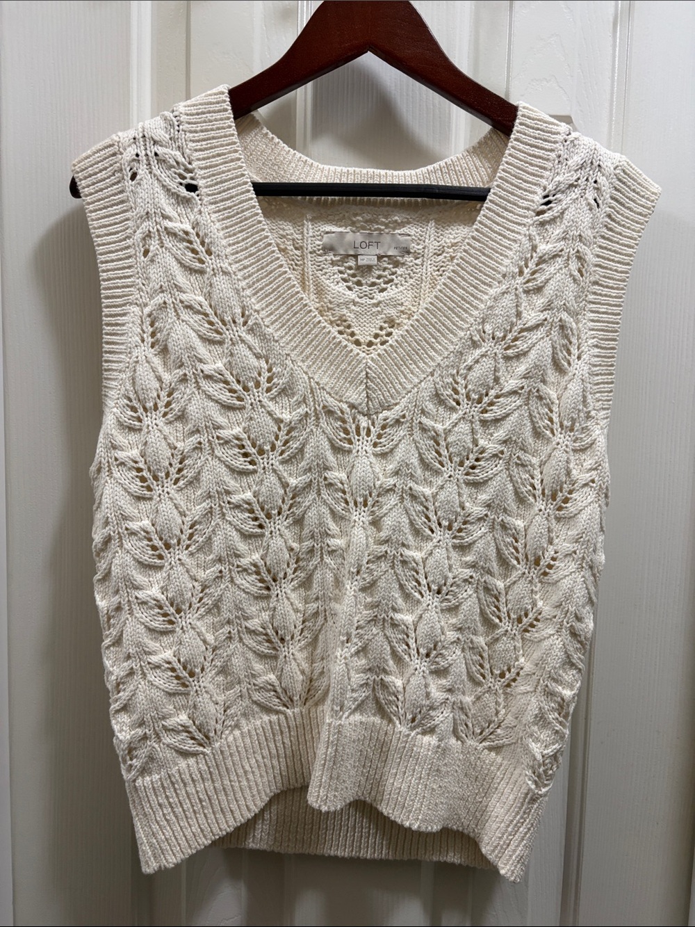 LOFT Cream Cable-Knit V-Neck Sweater Vest